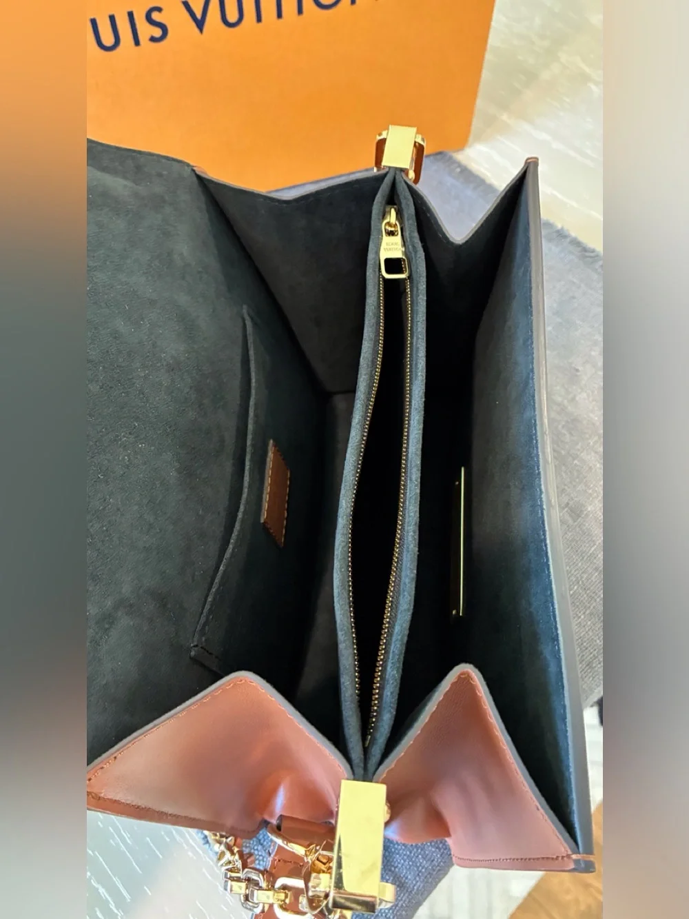 Louis Vuitton Dauphine MM